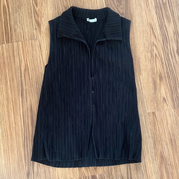 Zara Tops - Zara Sleeveless Top Size Small